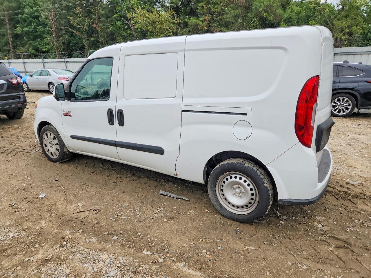 2017 RAM PROMASTER CITY SLT DELIVERY VAN — Фото 2 из 13
