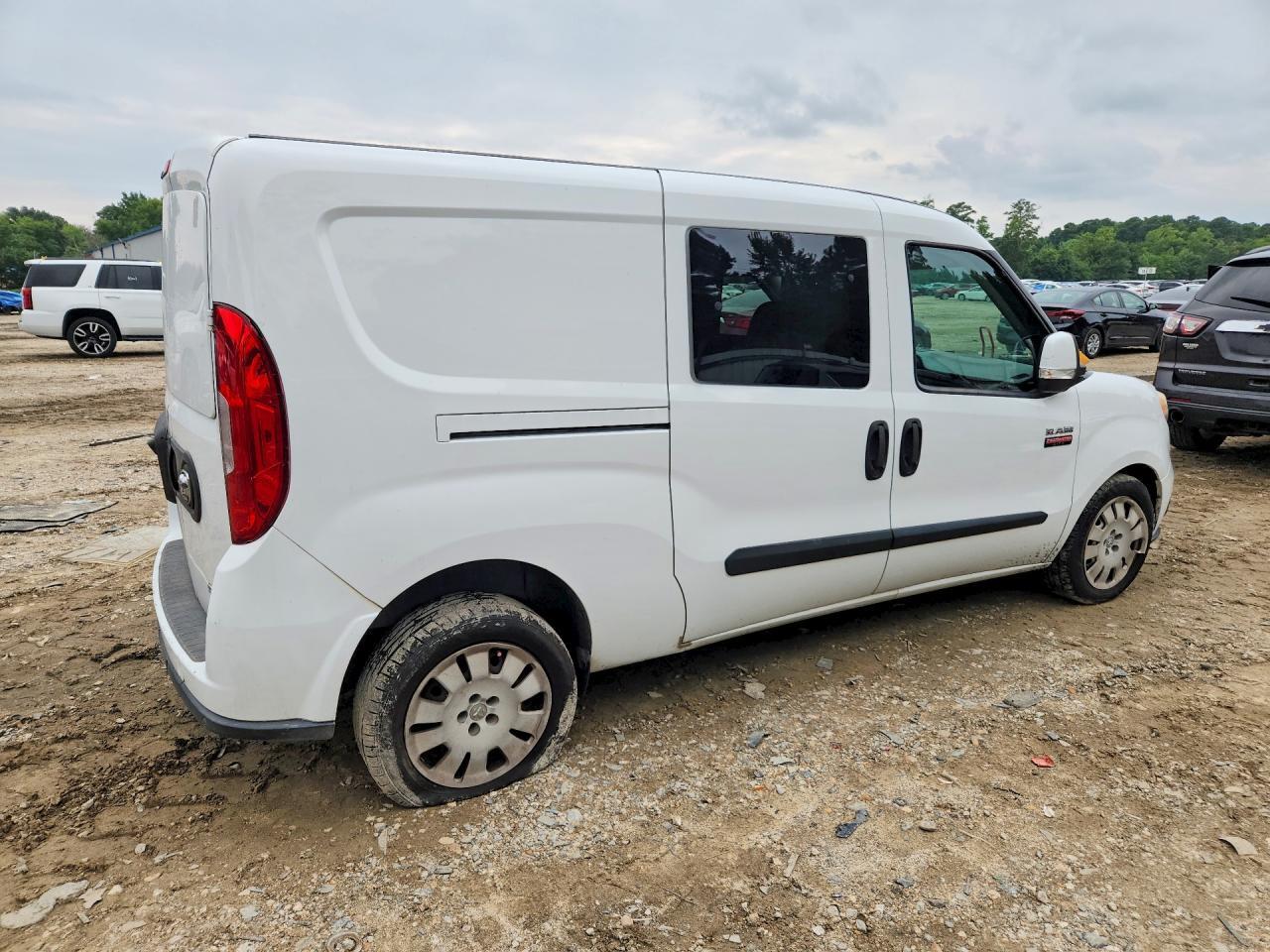 2017 RAM PROMASTER CITY SLT DELIVERY VAN — Фото 3 из 13