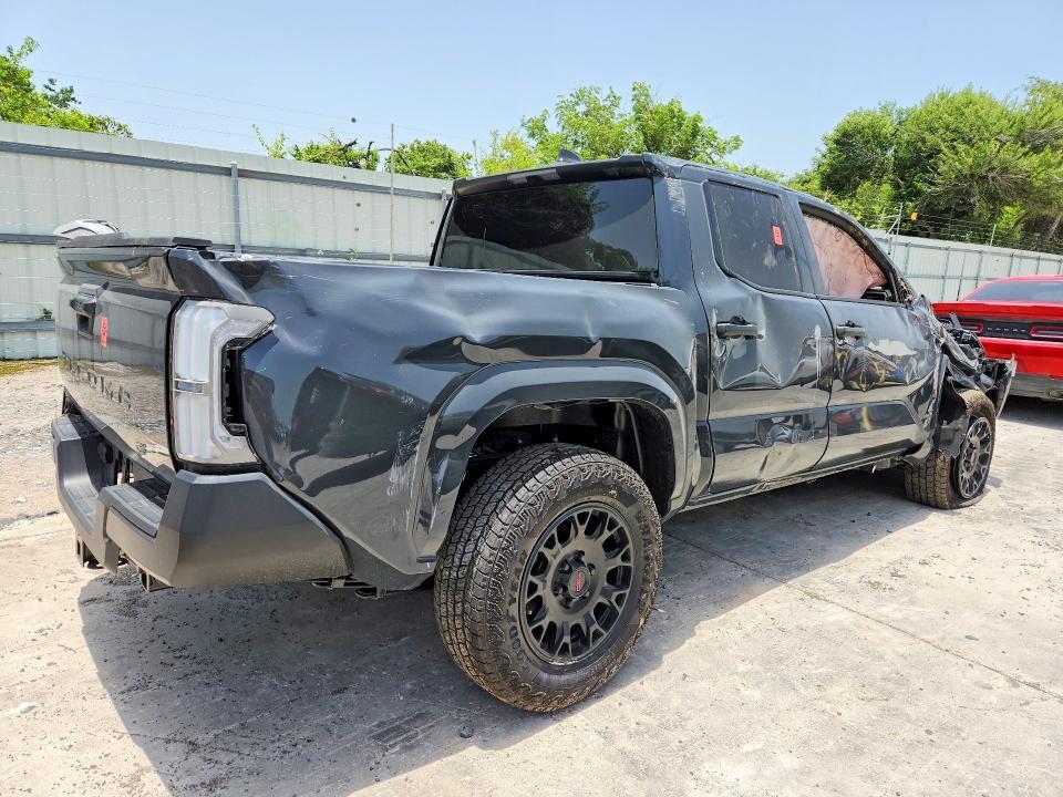 2026 TOYOTA TACOMA SR — Фото 3 из 12