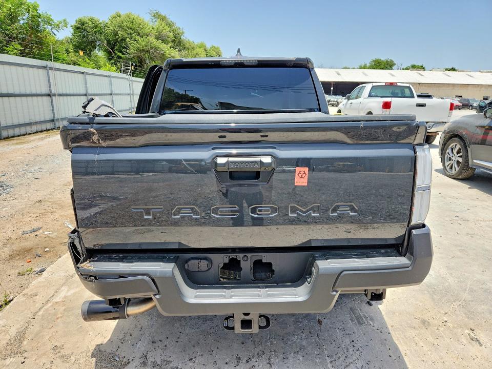 2026 TOYOTA TACOMA SR — Фото 6 из 12