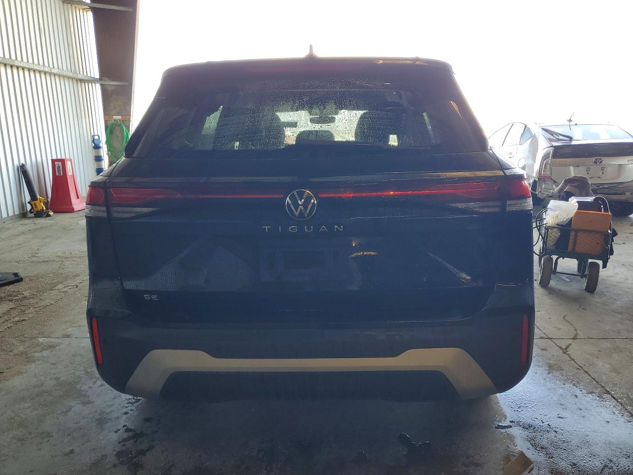 2026 VOLKSWAGEN TIGUAN SE — Фото 6 из 13