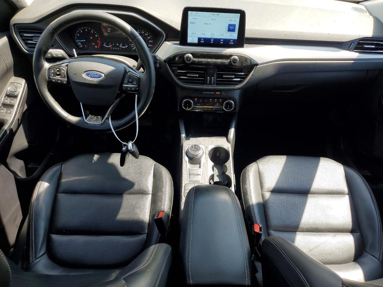 2022 FORD ESCAPE SEL — Фото 8 из 13
