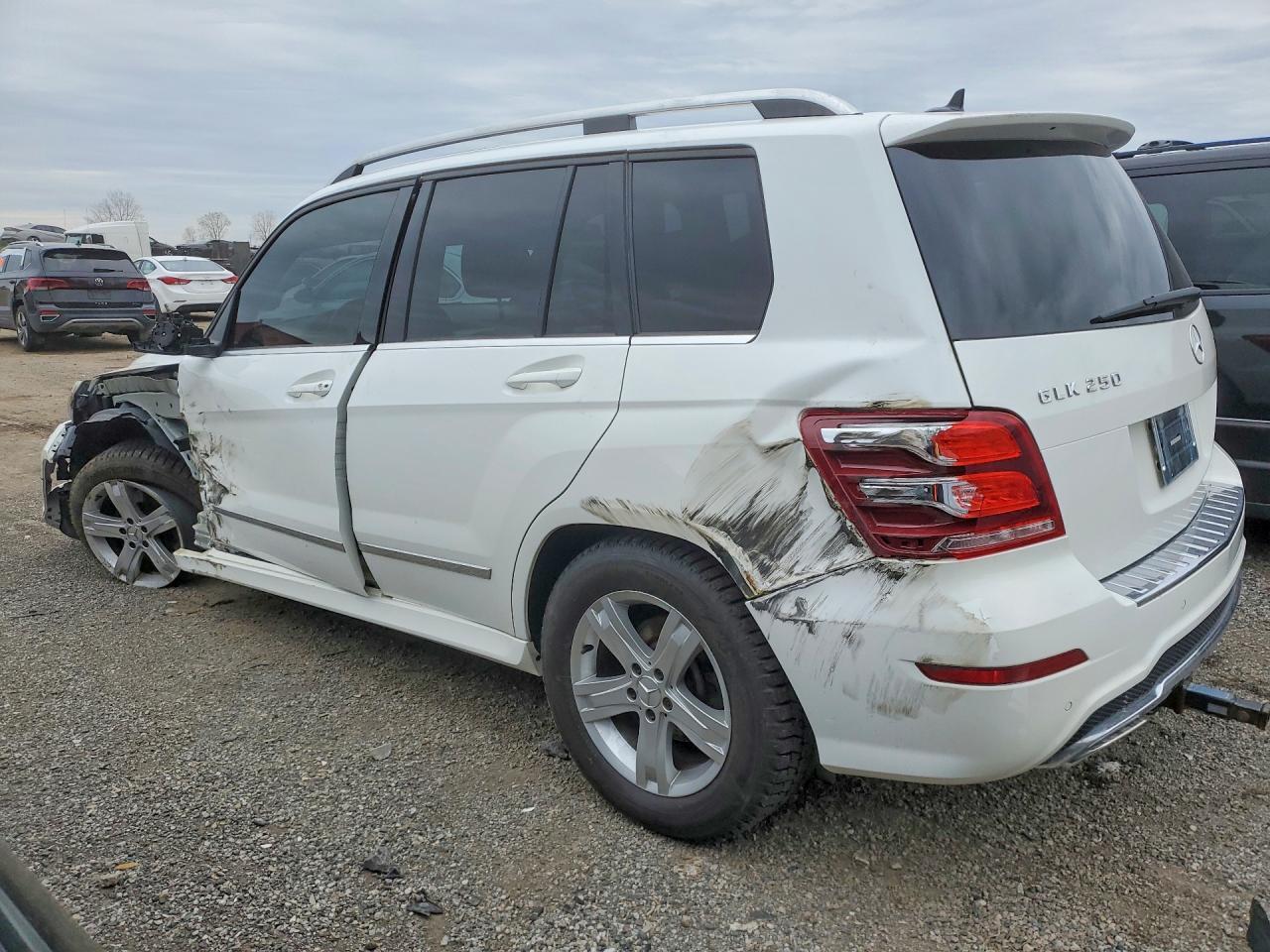 2014 MERCEDES-BENZ GLK 250 BLUETEC — Фото 2 из 13