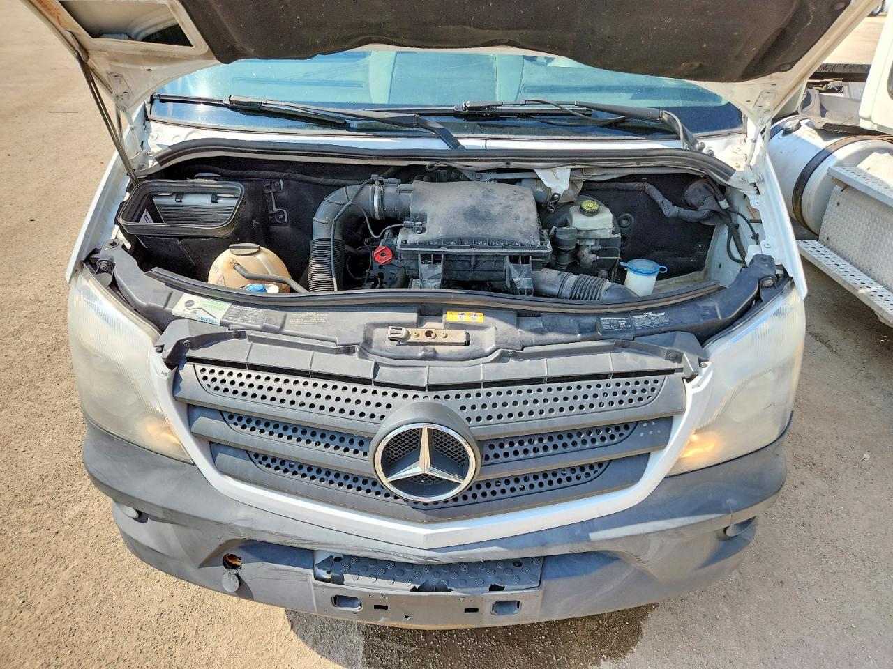 2014 MERCEDES-BENZ SPRINTER 2500 DELIVERY VAN — Фото 12 из 13