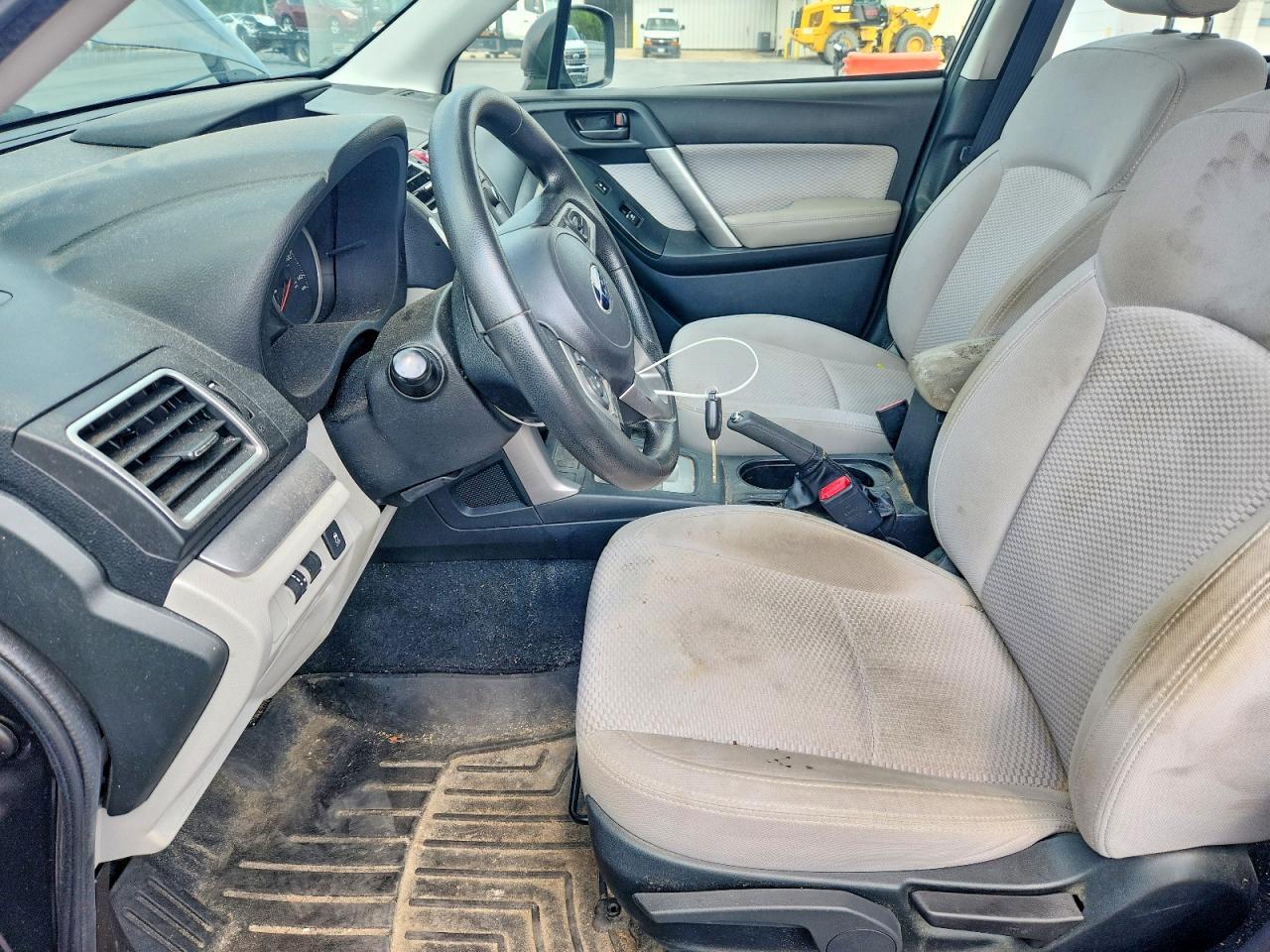 2017 SUBARU FORESTER 2.5I — Фото 7 из 12