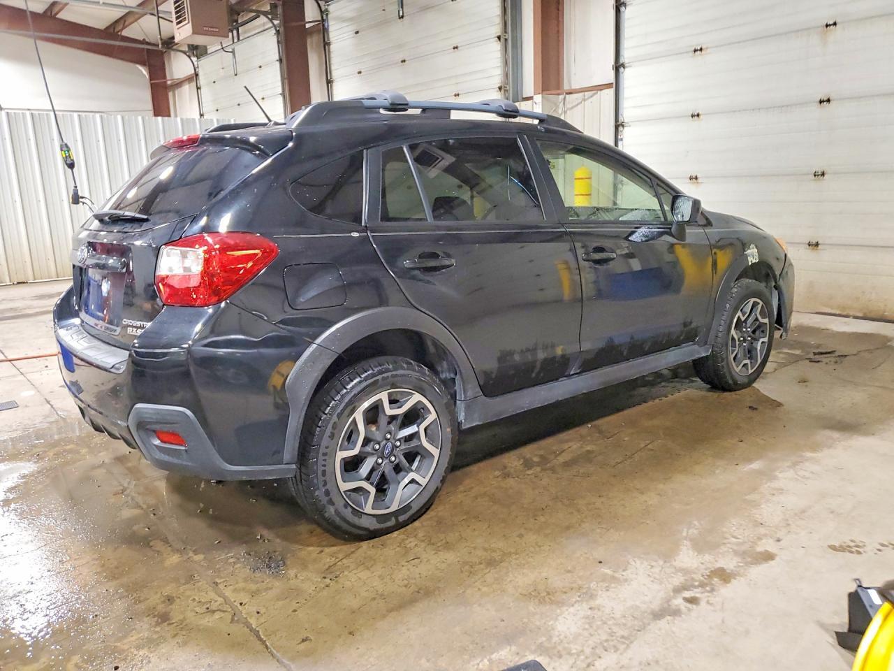 2017 SUBARU CROSSTREK PREMIUM — Фото 3 из 13