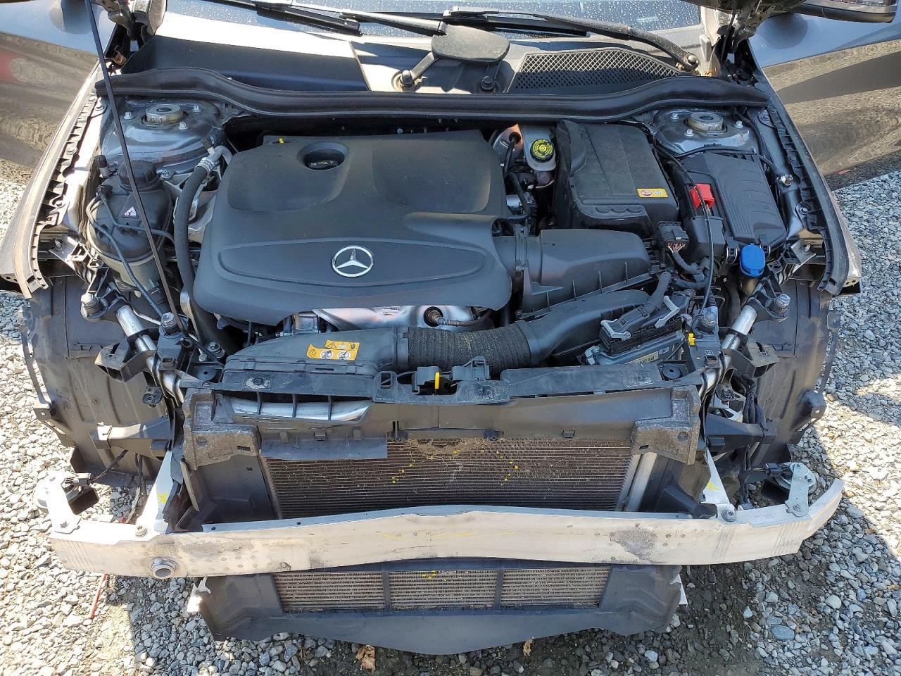 2014 MERCEDES-BENZ CLA 250 — Фото 11 из 13