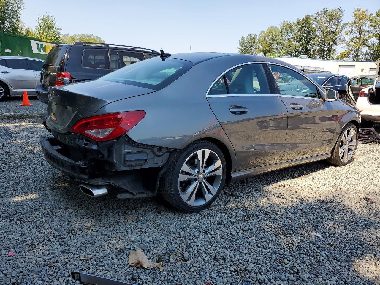 2014 MERCEDES-BENZ CLA 250 — Фото 3 из 13