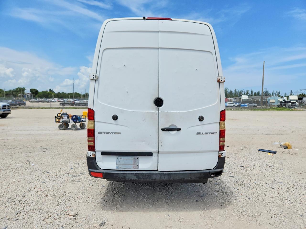 2014 MERCEDES-BENZ SPRINTER 2500 — Фото 6 из 12