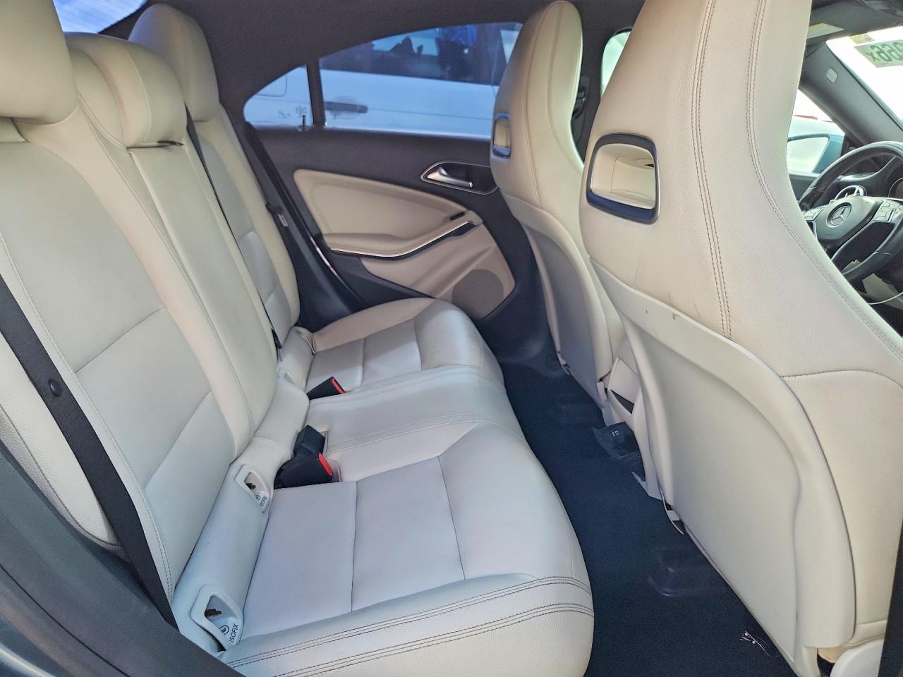 2014 MERCEDES-BENZ CLA 250 — Фото 10 из 12