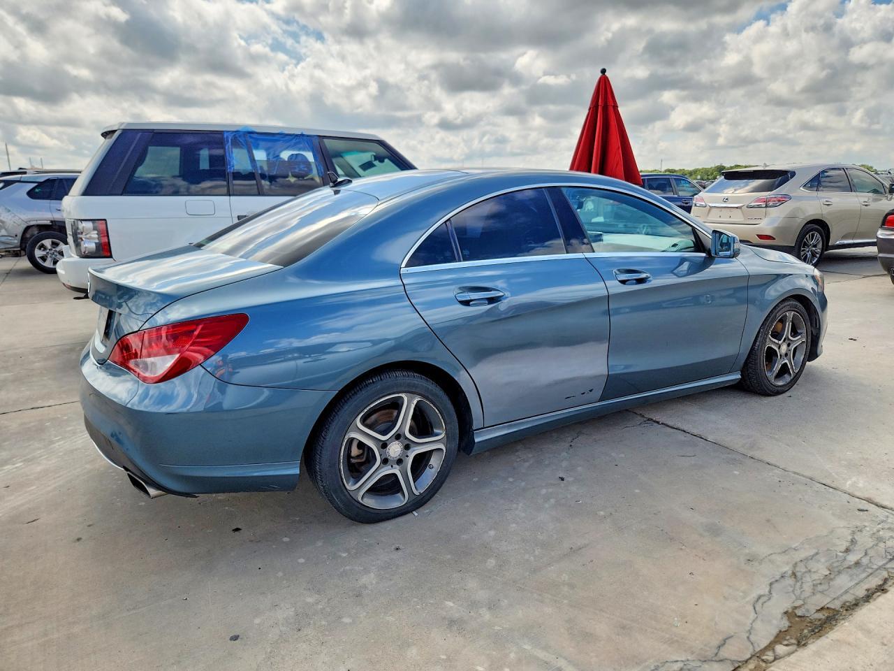 2014 MERCEDES-BENZ CLA 250 — Фото 3 из 12