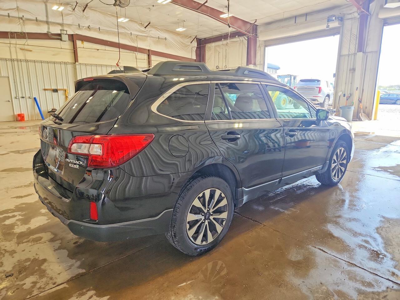 2017 SUBARU OUTBACK 2.5I LIMITED — Фото 3 из 12