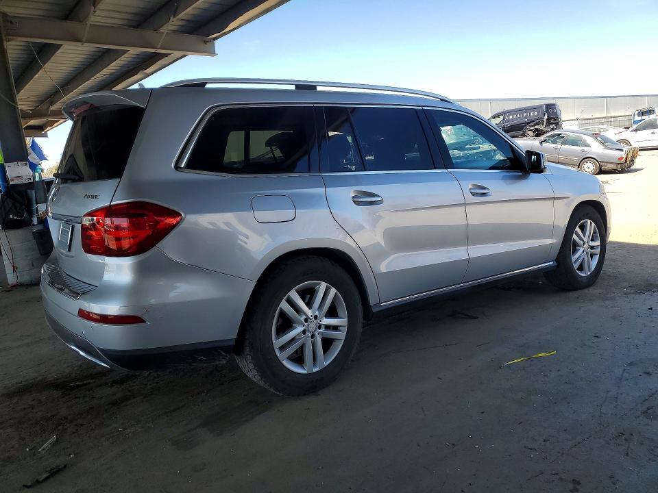 4JGDF7CE6EA315706 2014 MERCEDES-BENZ GL photo no. 3