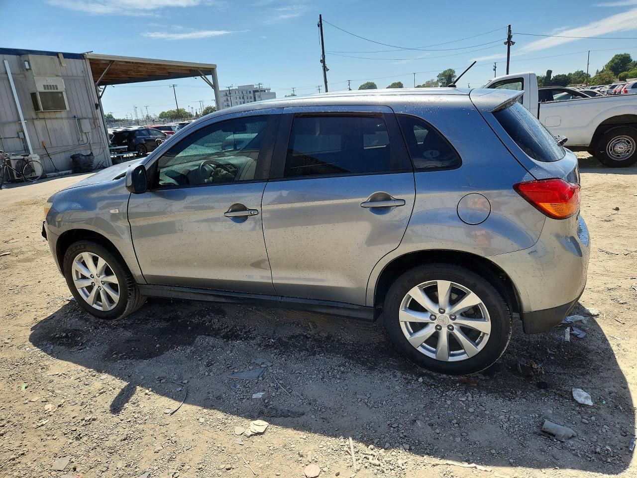 2014 MITSUBISHI OUTLANDER 4D 2WD — Фото 2 из 14