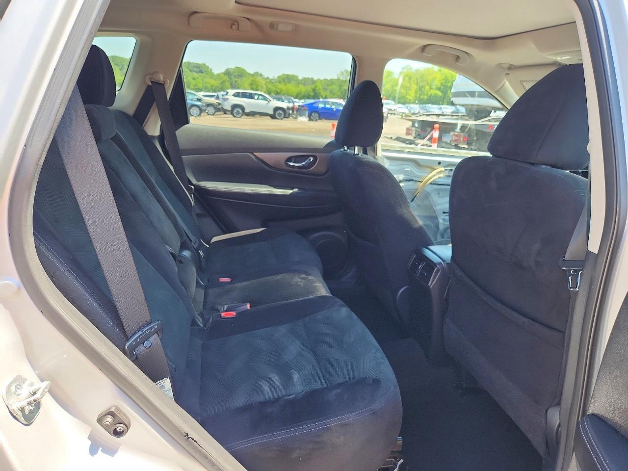 2014 NISSAN ROGUE SV — Фото 11 из 14