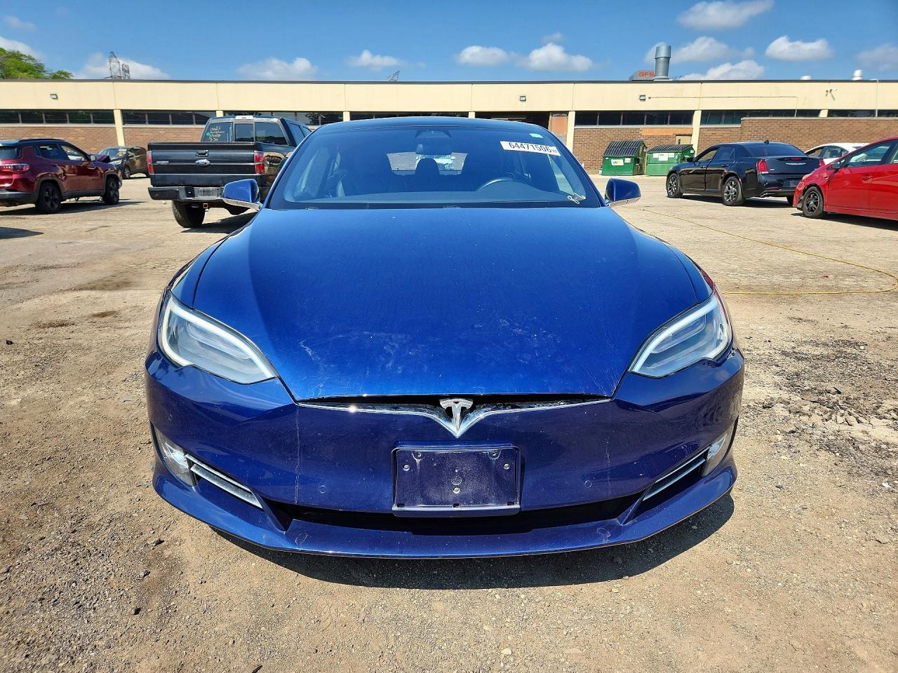 2017 TESLA MODEL S — Фото 5 из 12