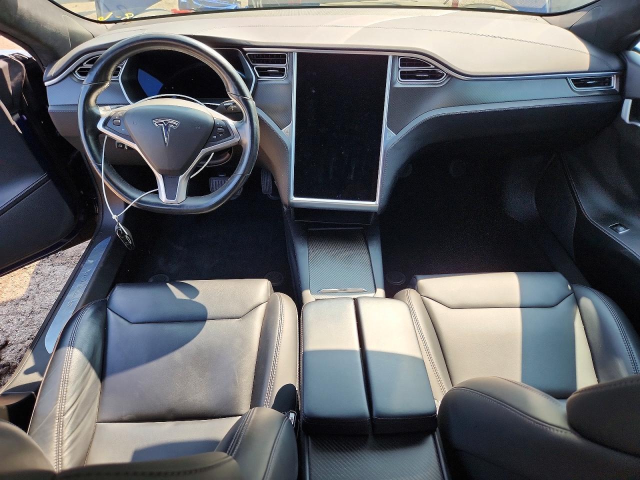 2017 TESLA MODEL S — Фото 8 из 12