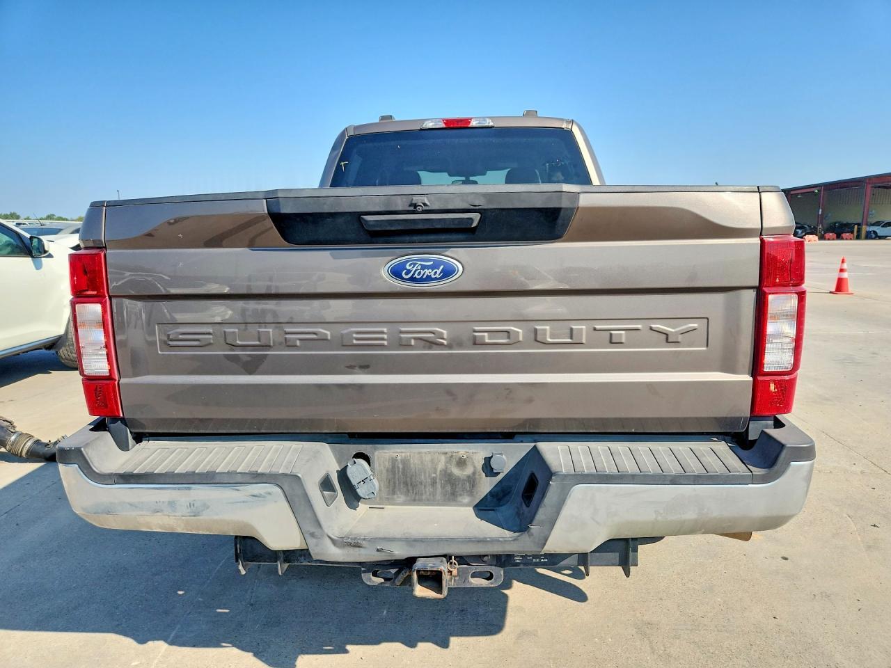 2022 FORD F250 SUPER DUTY — Фото 6 из 12