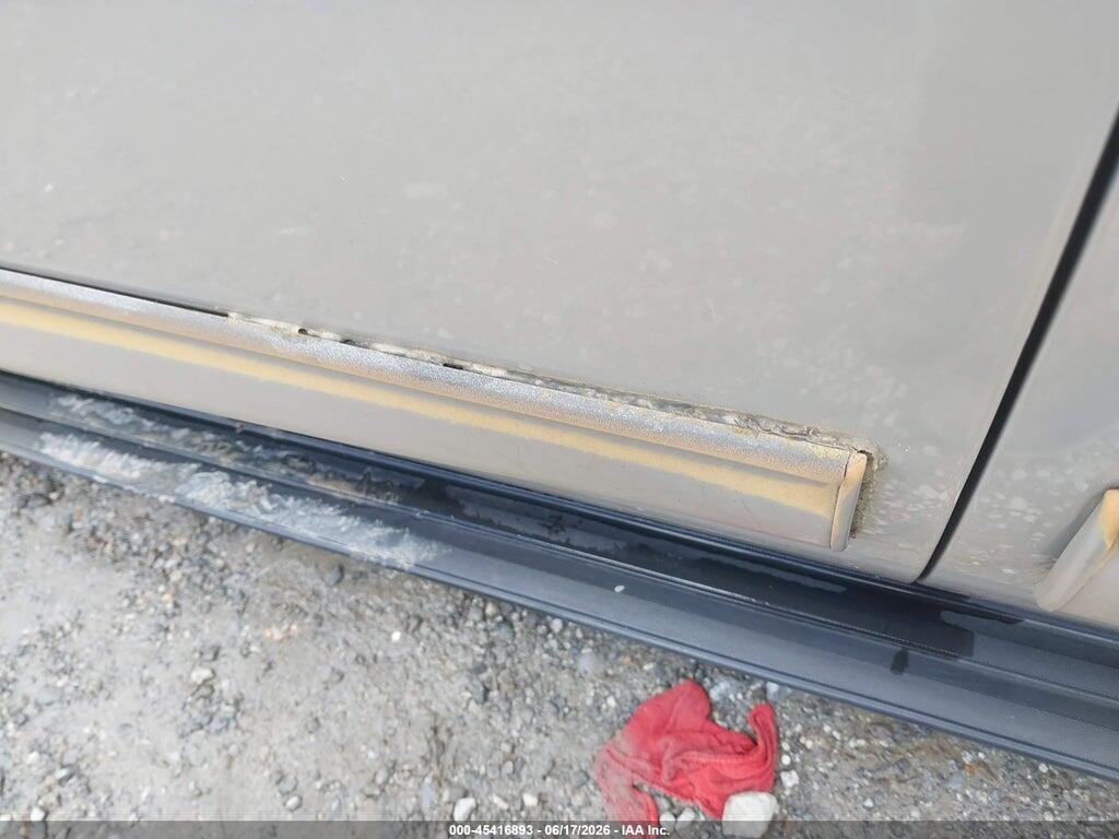 1GNMCBE35AR215255 2010 CHEVROLET TAHOE photo no. 12