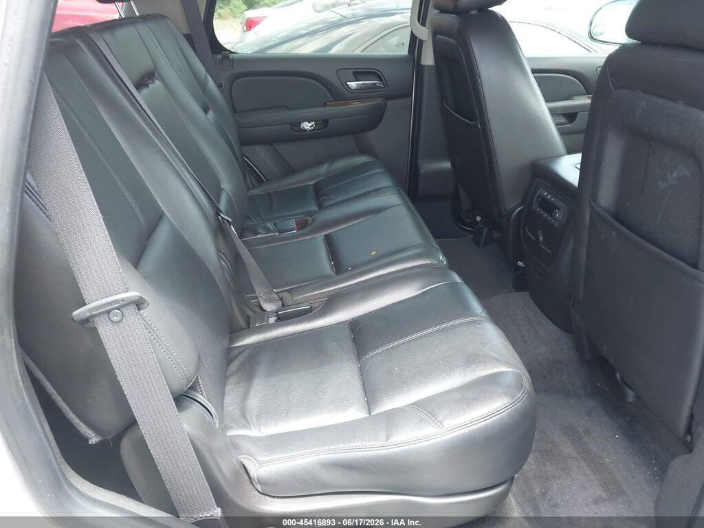 1GNMCBE35AR215255 2010 CHEVROLET TAHOE photo no. 8