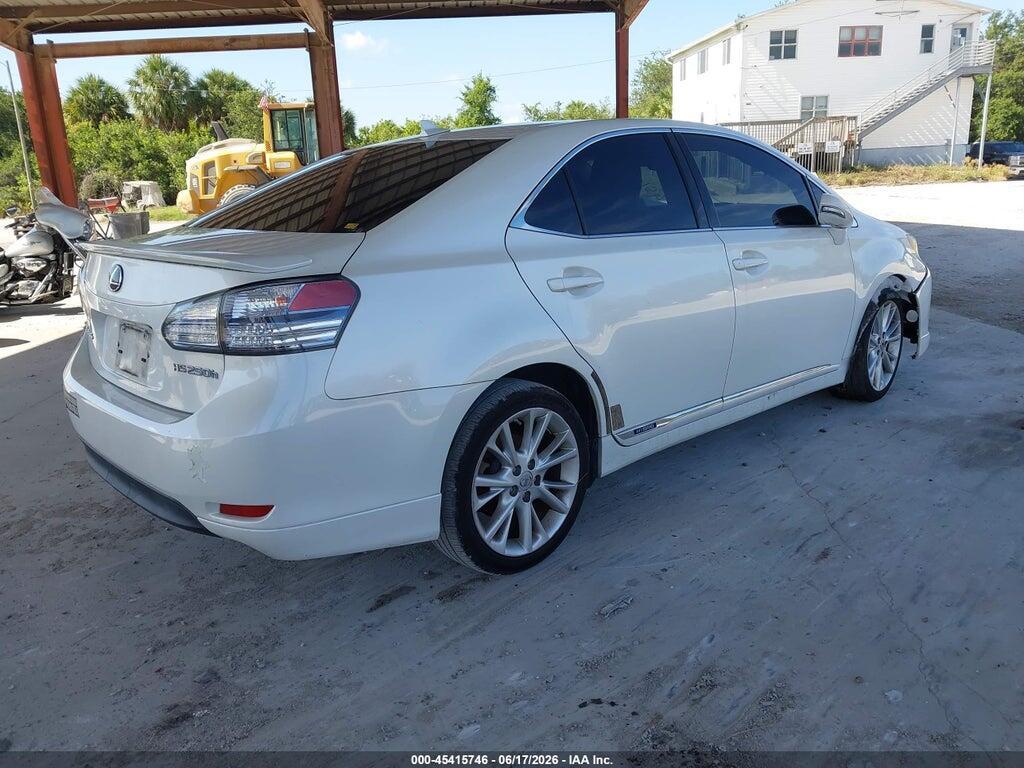 JTHBB1BAXA2032165 2010 LEXUS HS 250H photo no. 4