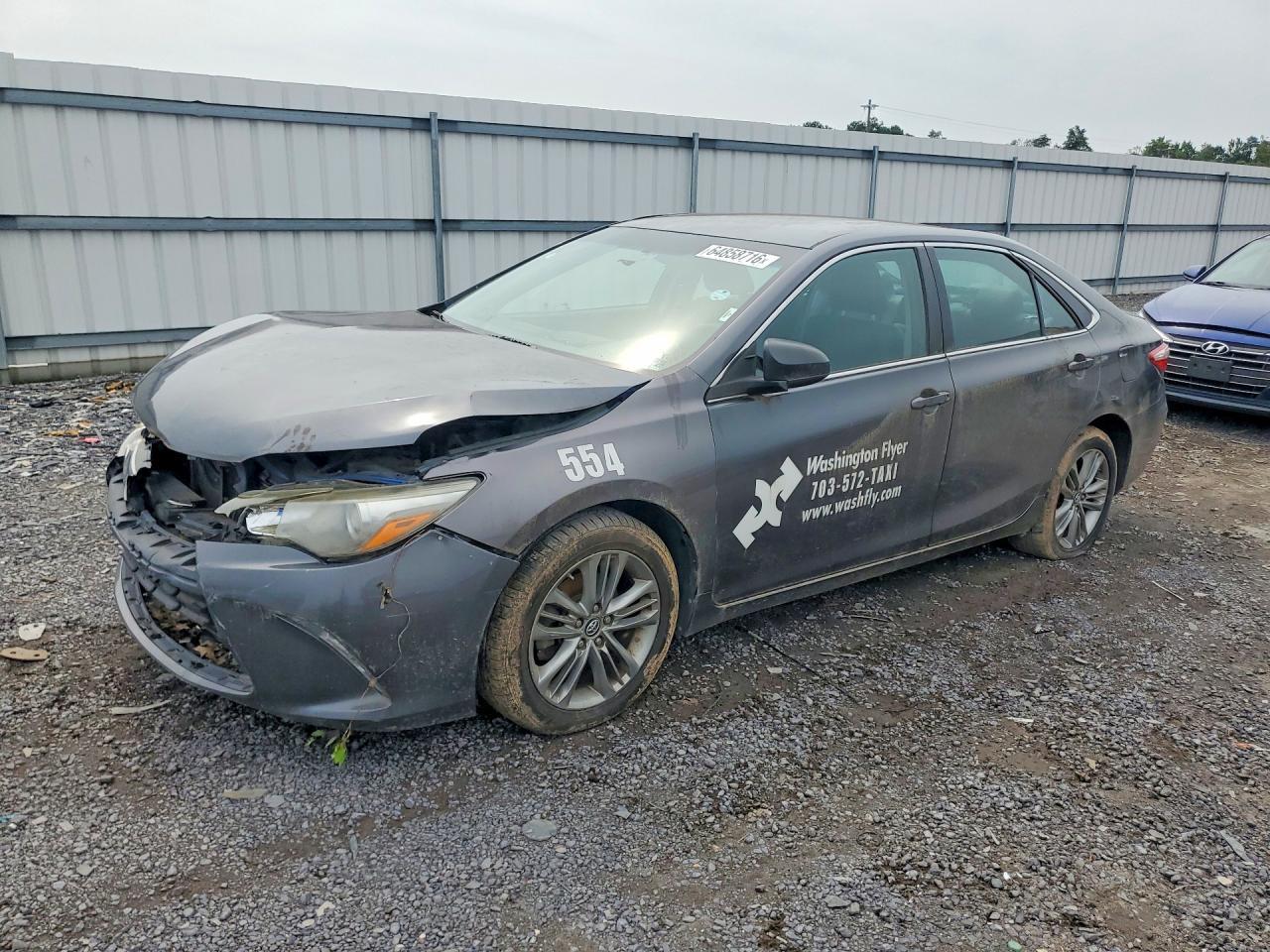 2017 TOYOTA CAMRY SE