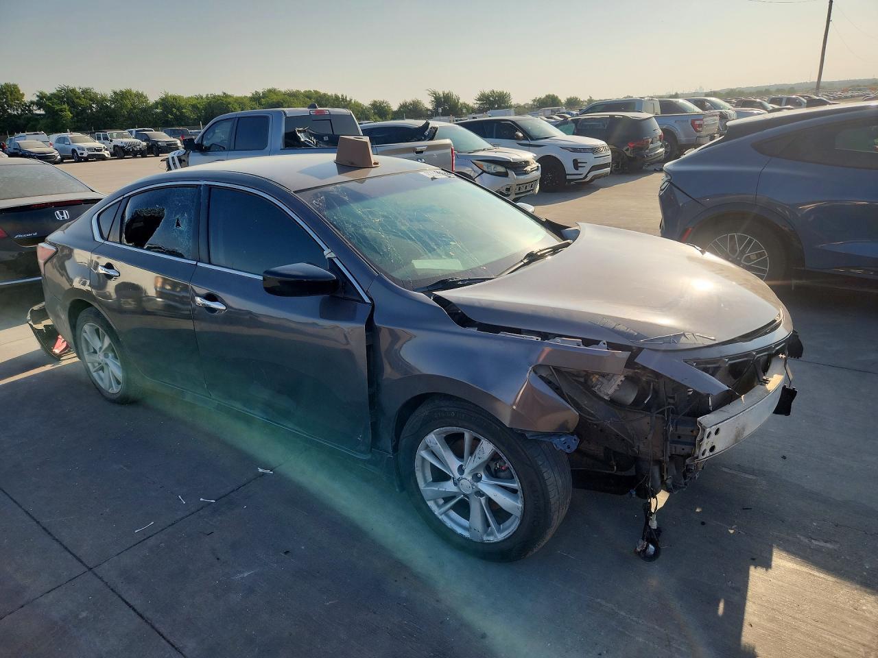 2014 NISSAN ALTIMA 2.5 SV — Фото 4 из 13