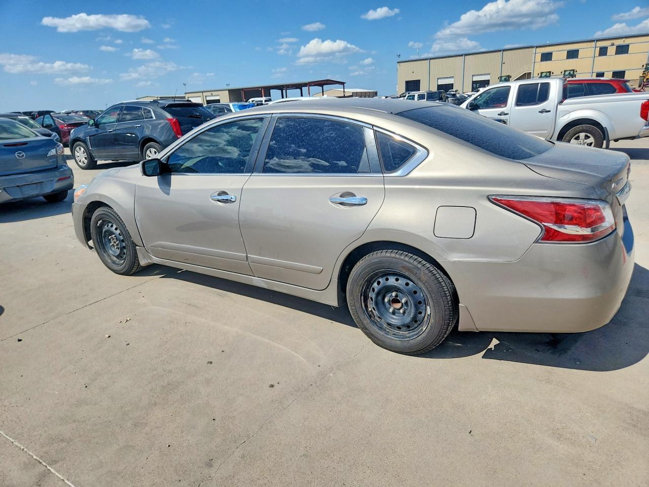 2014 NISSAN ALTIMA 2.5 S — Фото 2 из 12