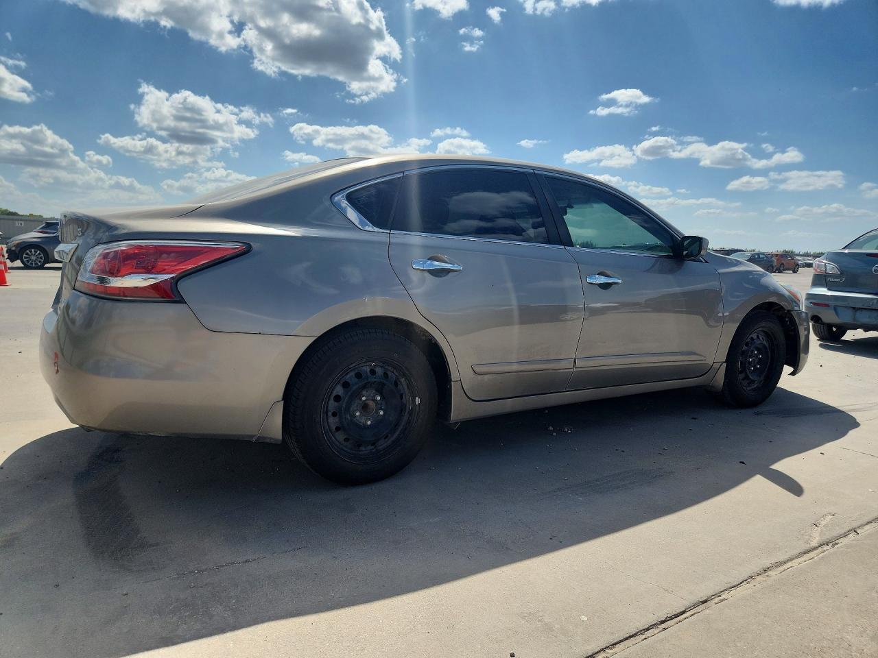 2014 NISSAN ALTIMA 2.5 S — Фото 3 из 12