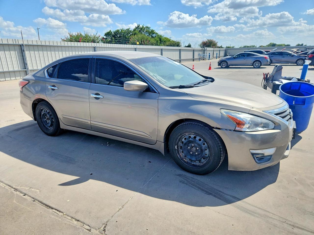 2014 NISSAN ALTIMA 2.5 S — Фото 4 из 12