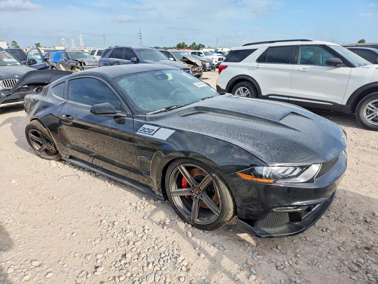 2022 FORD MUSTANG GT — Фото 4 из 13