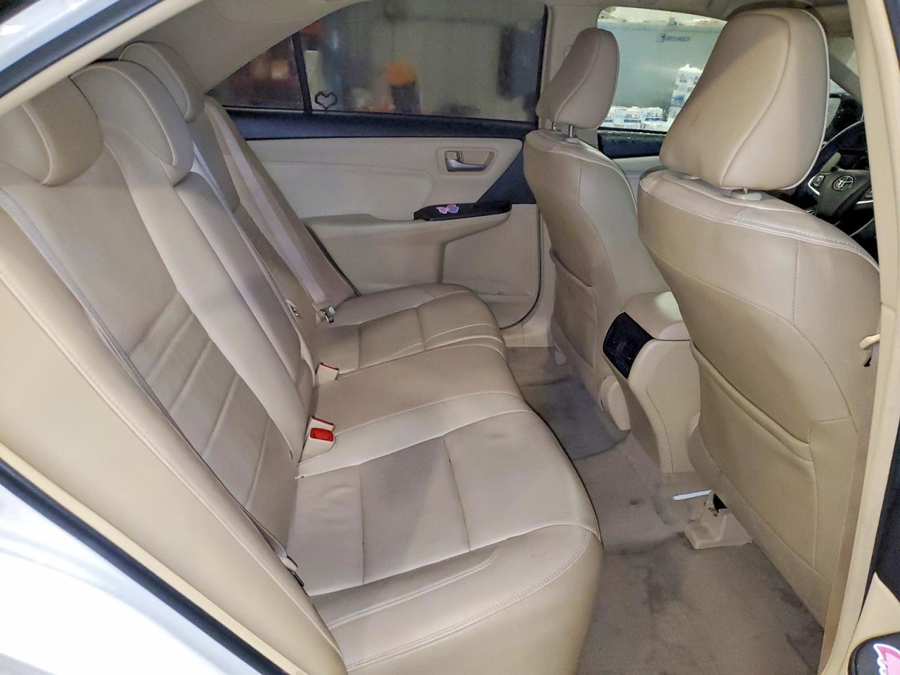2017 TOYOTA CAMRY XLE — Фото 10 из 13