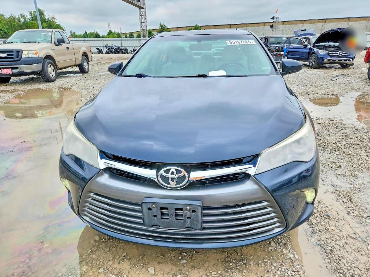 2017 TOYOTA CAMRY XLE — Фото 5 из 12