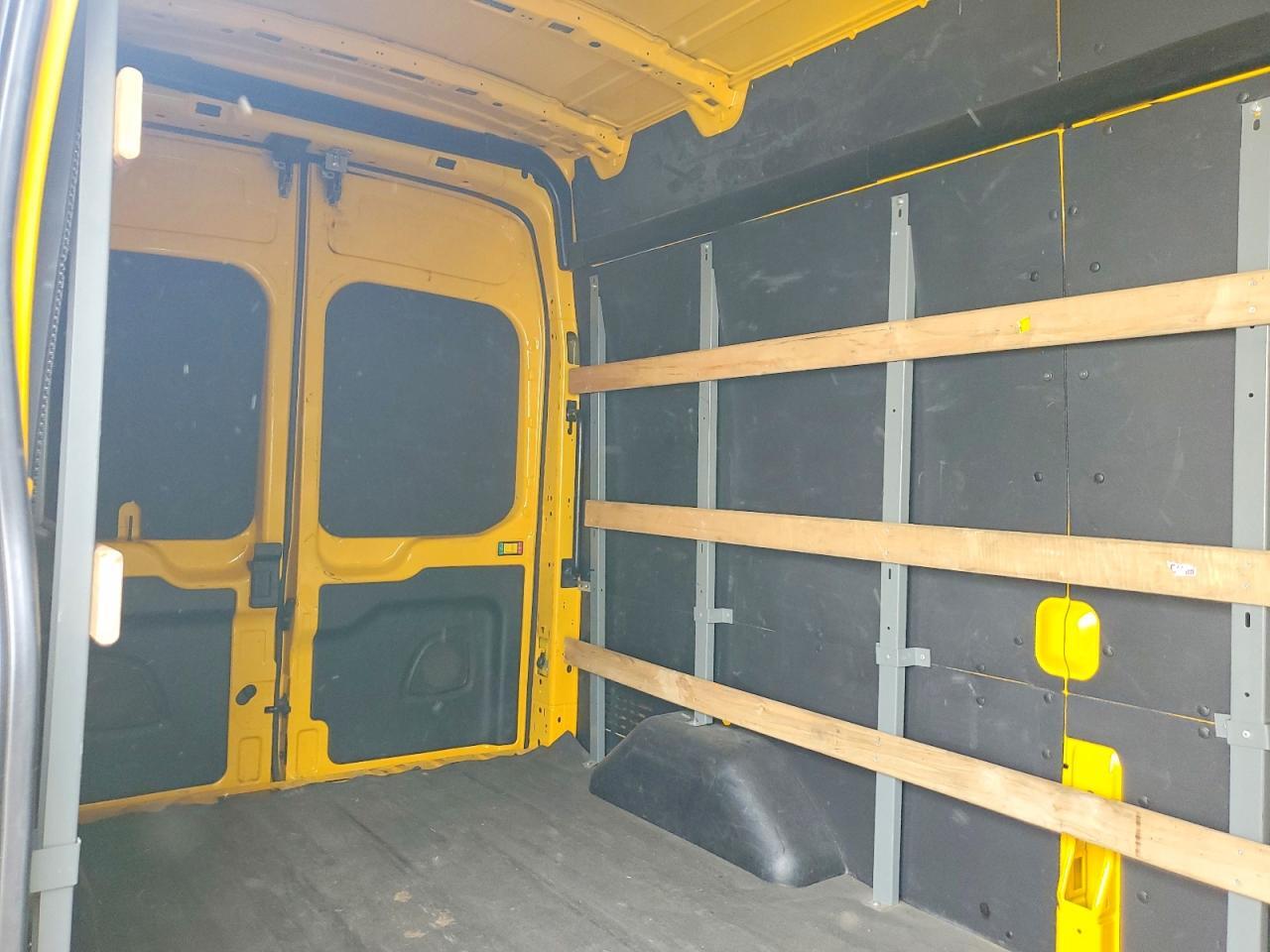1FTBR1X84NKA30145 2022 FORD TRANSIT photo no. 11