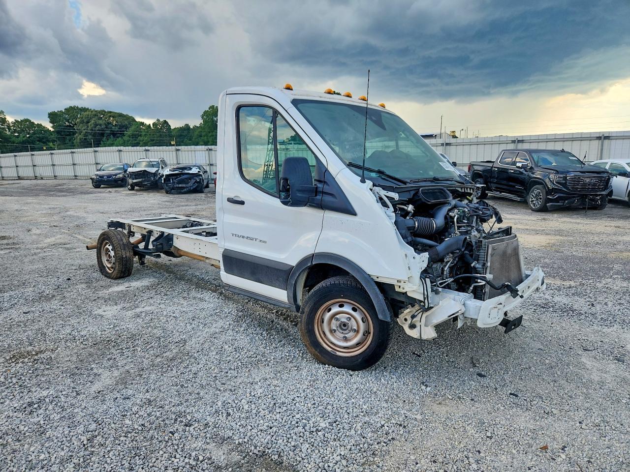 2022 FORD TRANSIT T-350 — Фото 4 из 13