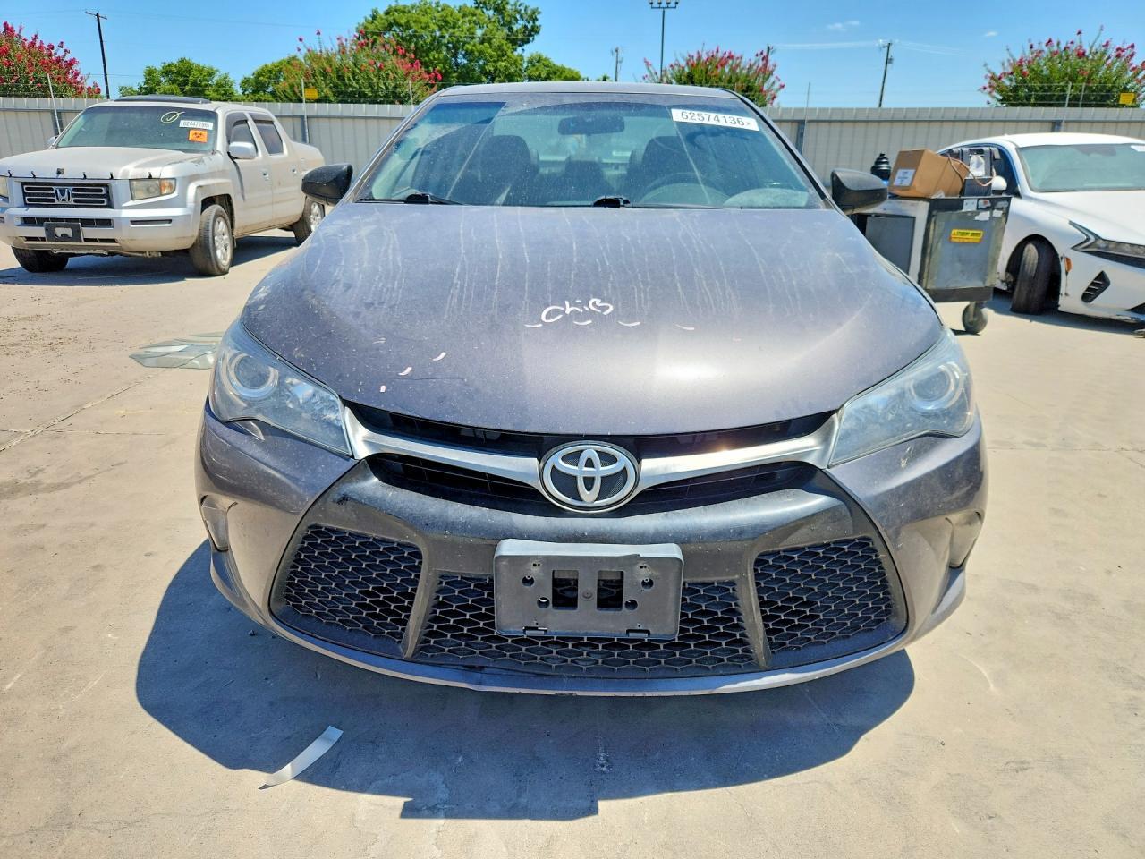 2017 TOYOTA CAMRY SE — Фото 5 из 13