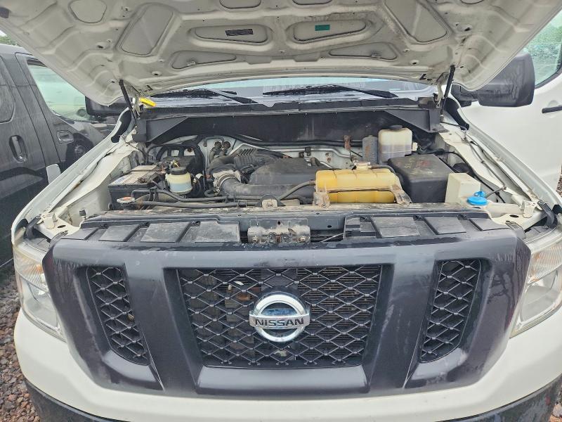 2014 NISSAN NV 2500 — Фото 11 из 12