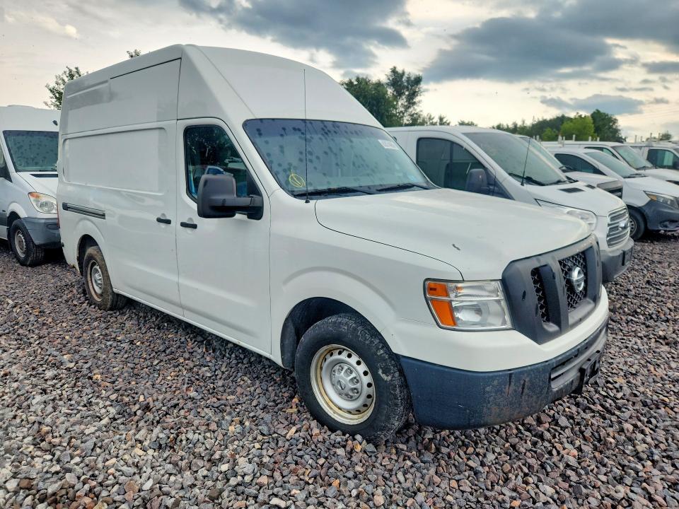2014 NISSAN NV 2500 — Фото 4 из 12