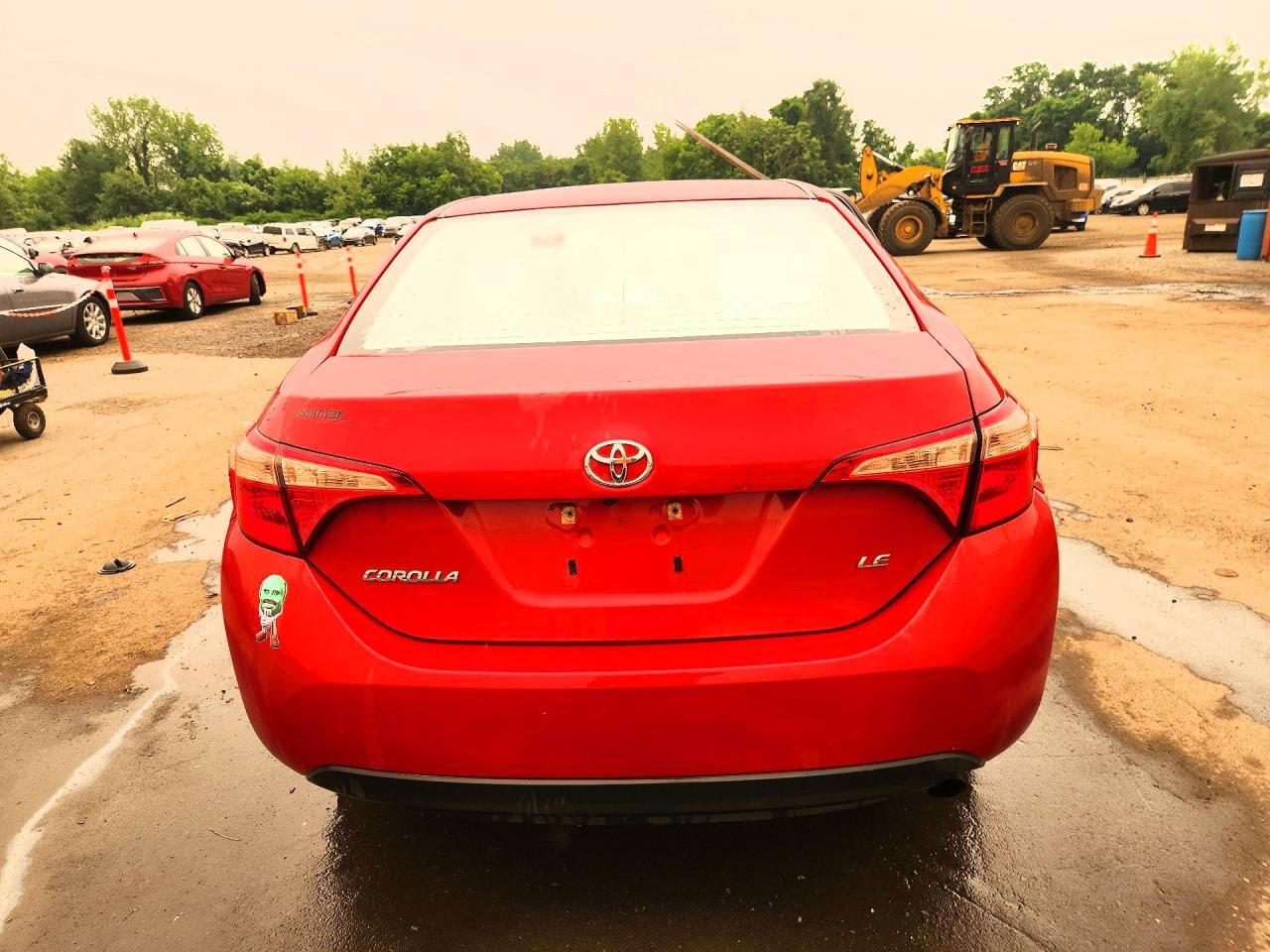 2017 TOYOTA COROLLA LE — Фото 6 из 12