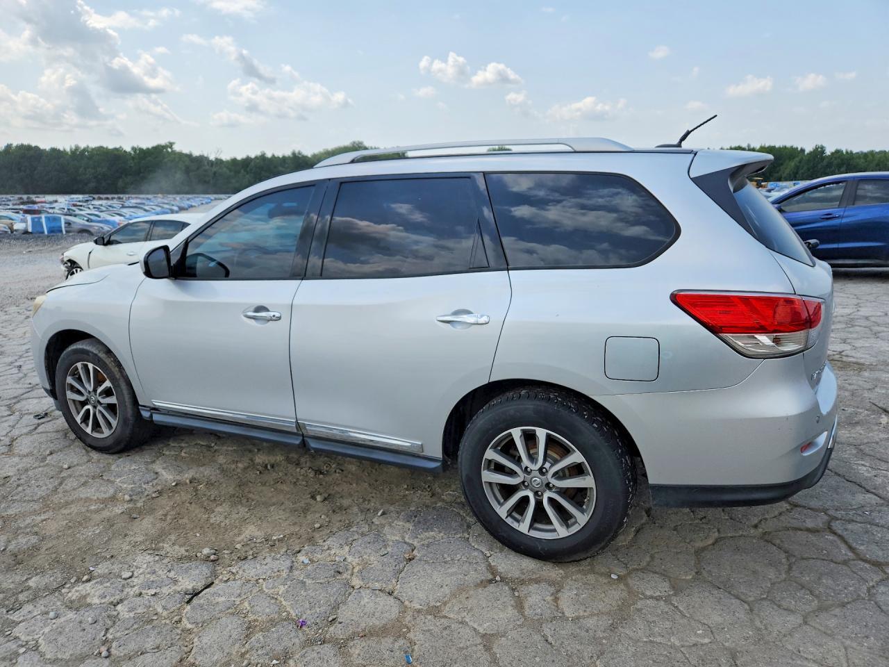 2014 NISSAN PATHFINDER SL — Фото 2 из 13