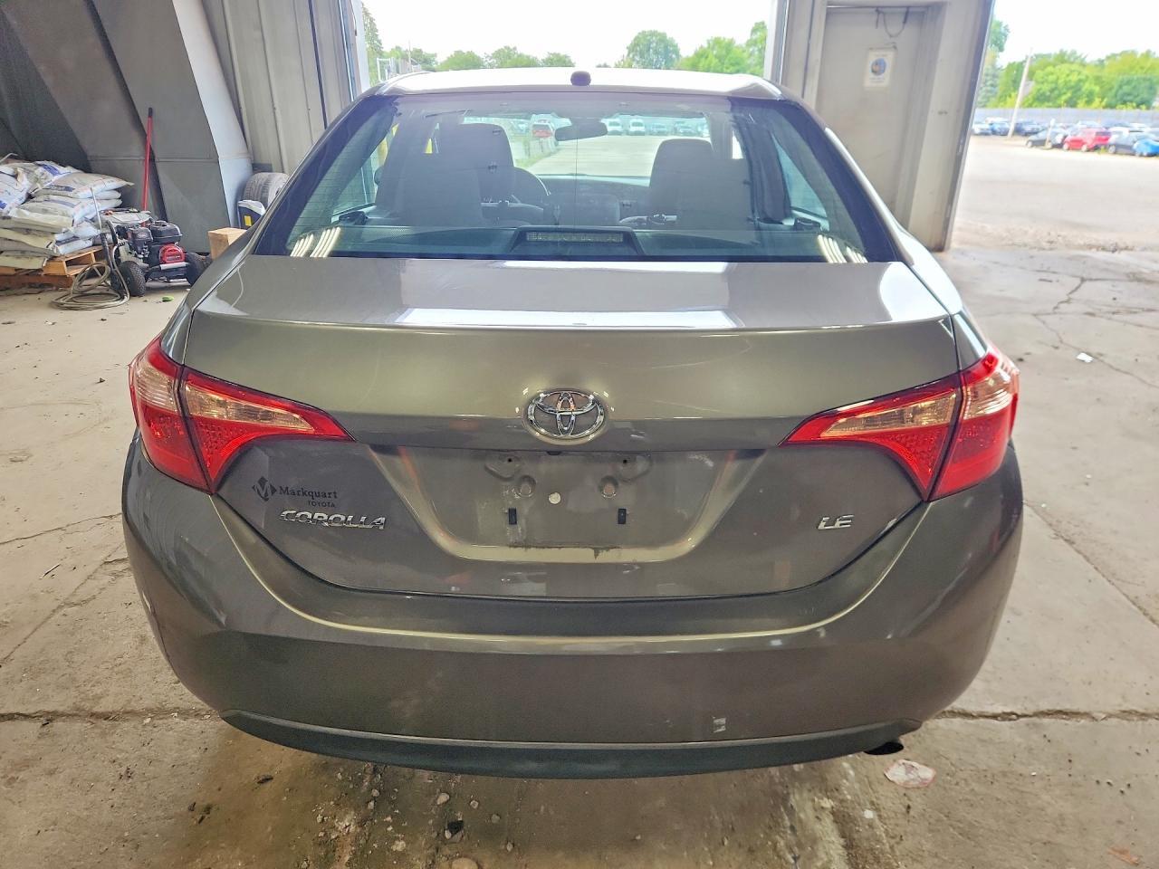 2017 TOYOTA COROLLA LE — Фото 6 из 13