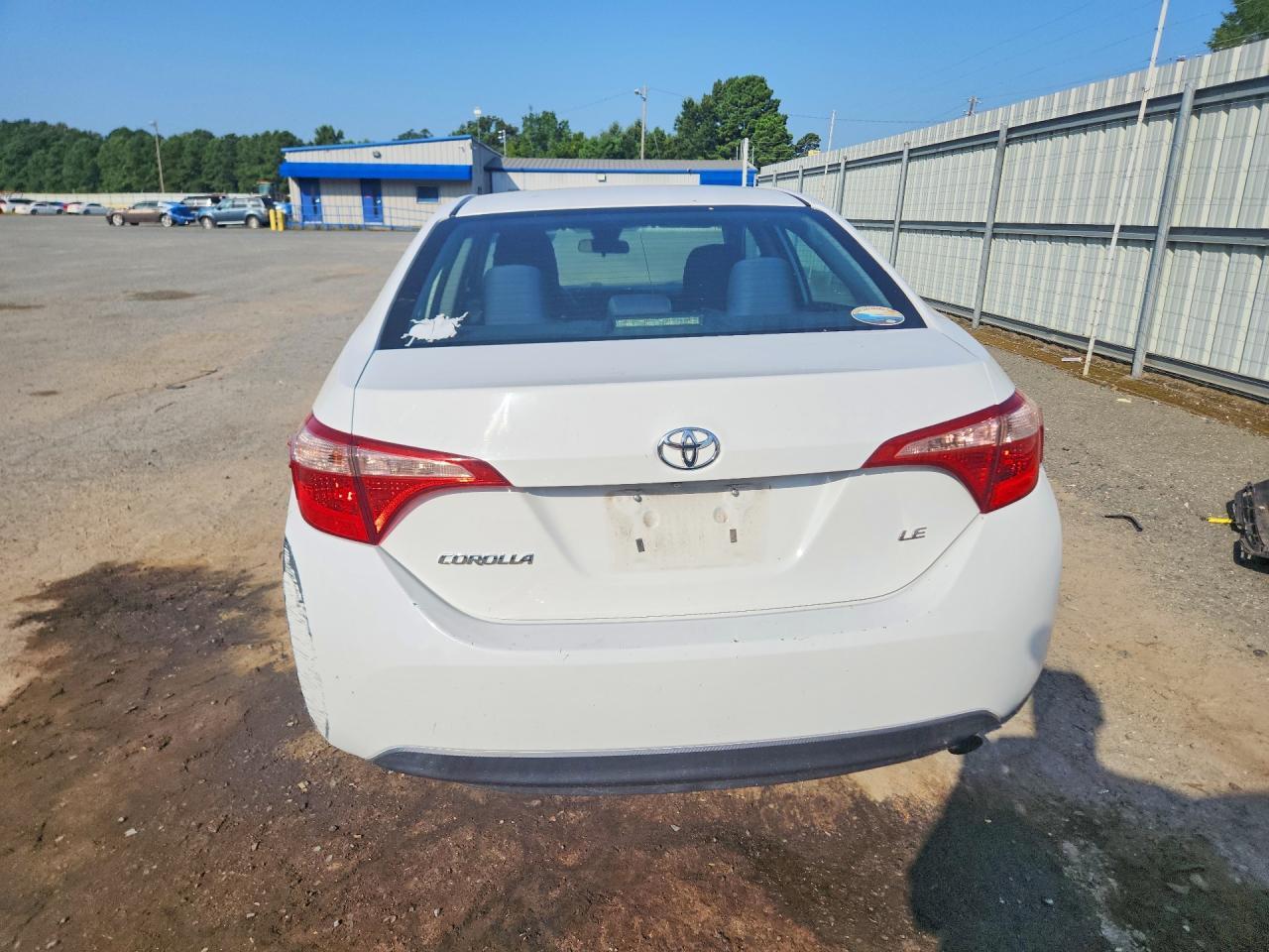 2017 TOYOTA COROLLA — Фото 6 из 13