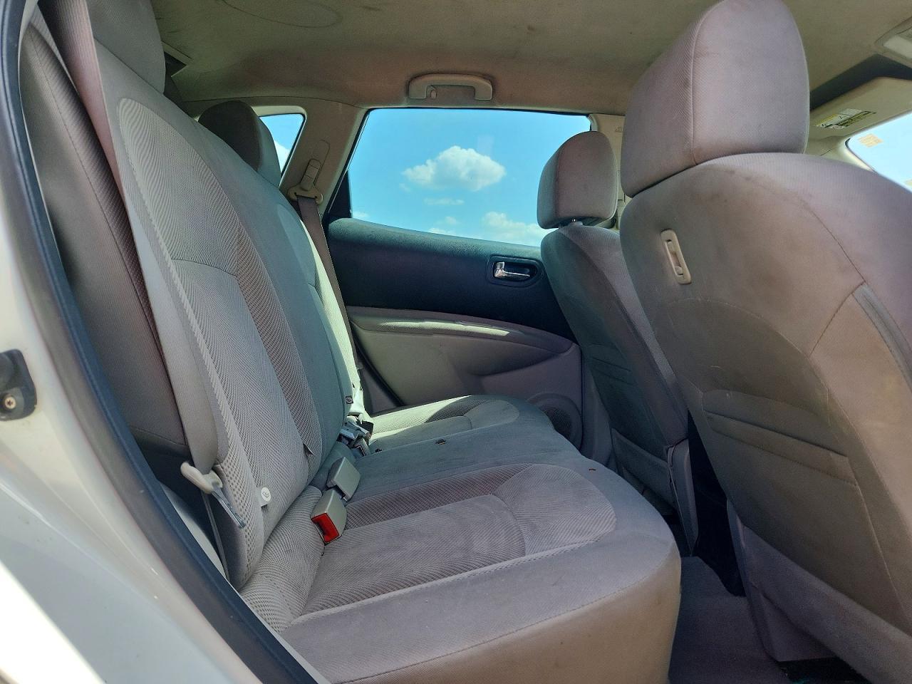 2014 NISSAN ROGUE SELECT S — Фото 11 из 13