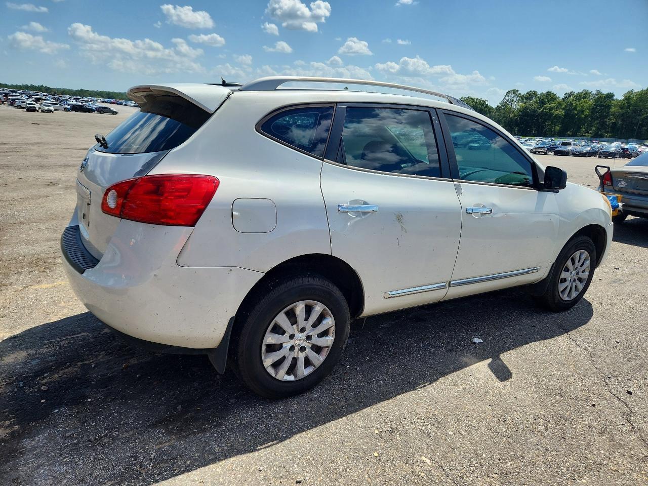 2014 NISSAN ROGUE SELECT S — Фото 3 из 13