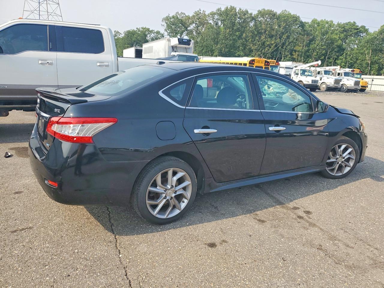 2014 NISSAN SENTRA SR — Фото 3 из 13