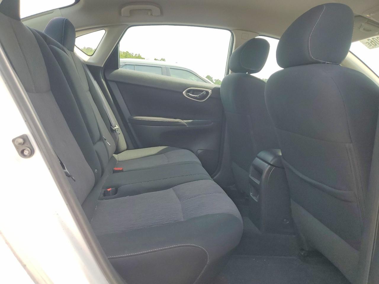2014 NISSAN SENTRA SV — Фото 10 из 12