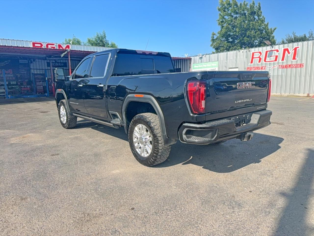 2022 GMC SIERRA K2500 DENALI — Фото 3 из 10