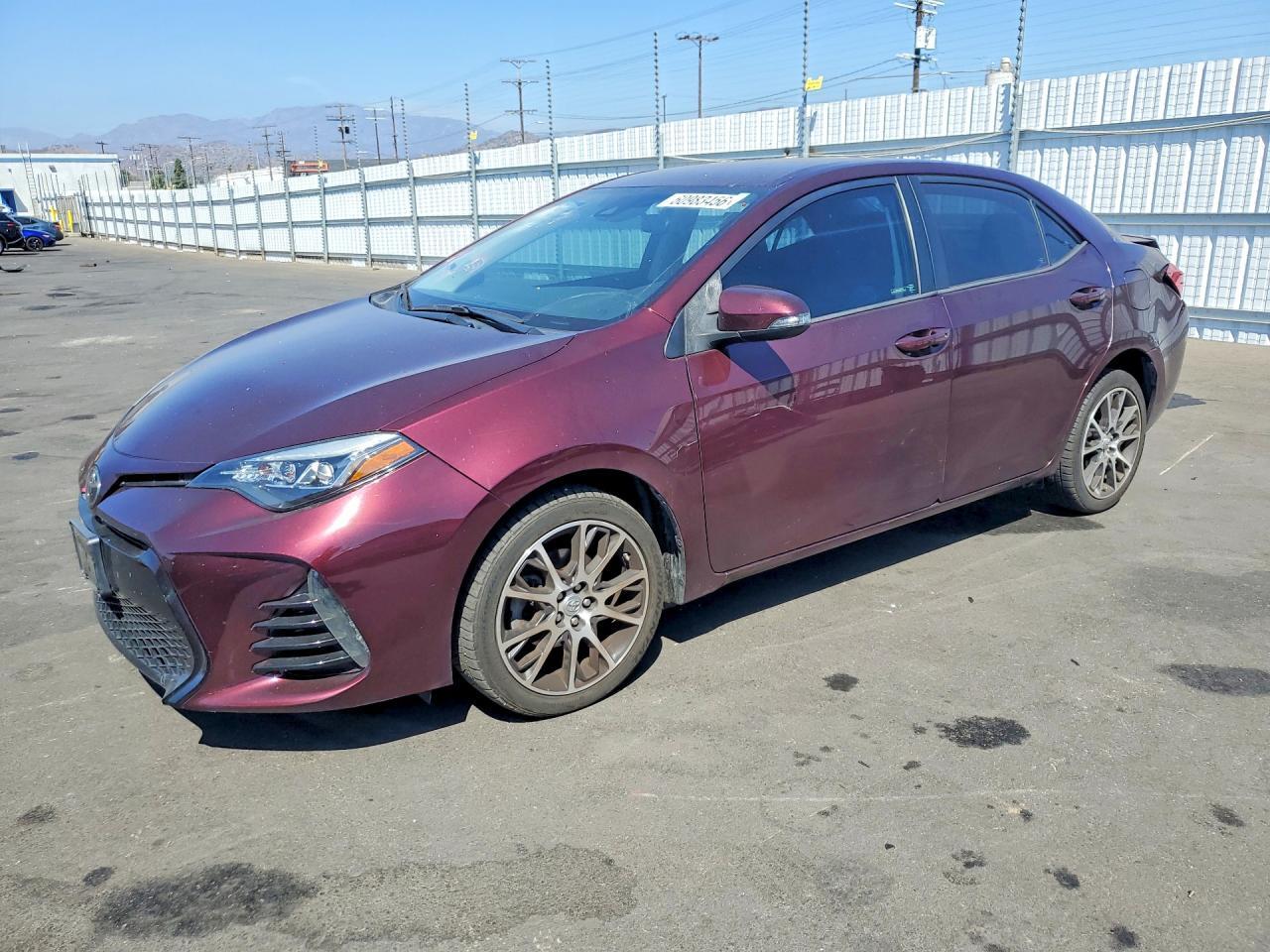 5YFBURHE4HP573101 2017 TOYOTA COROLLA photo no. 1