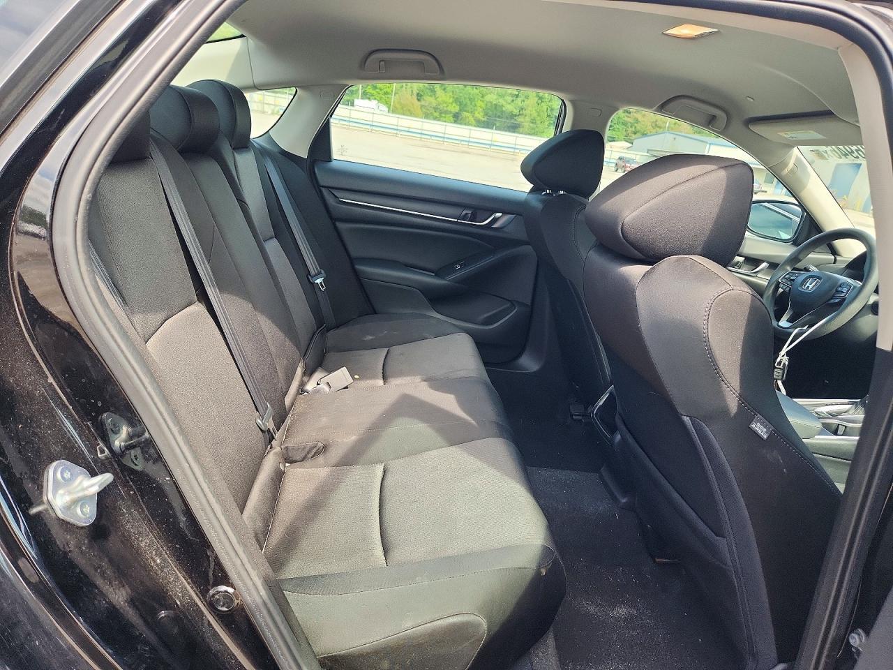 2022 HONDA ACCORD LX — Фото 10 из 13