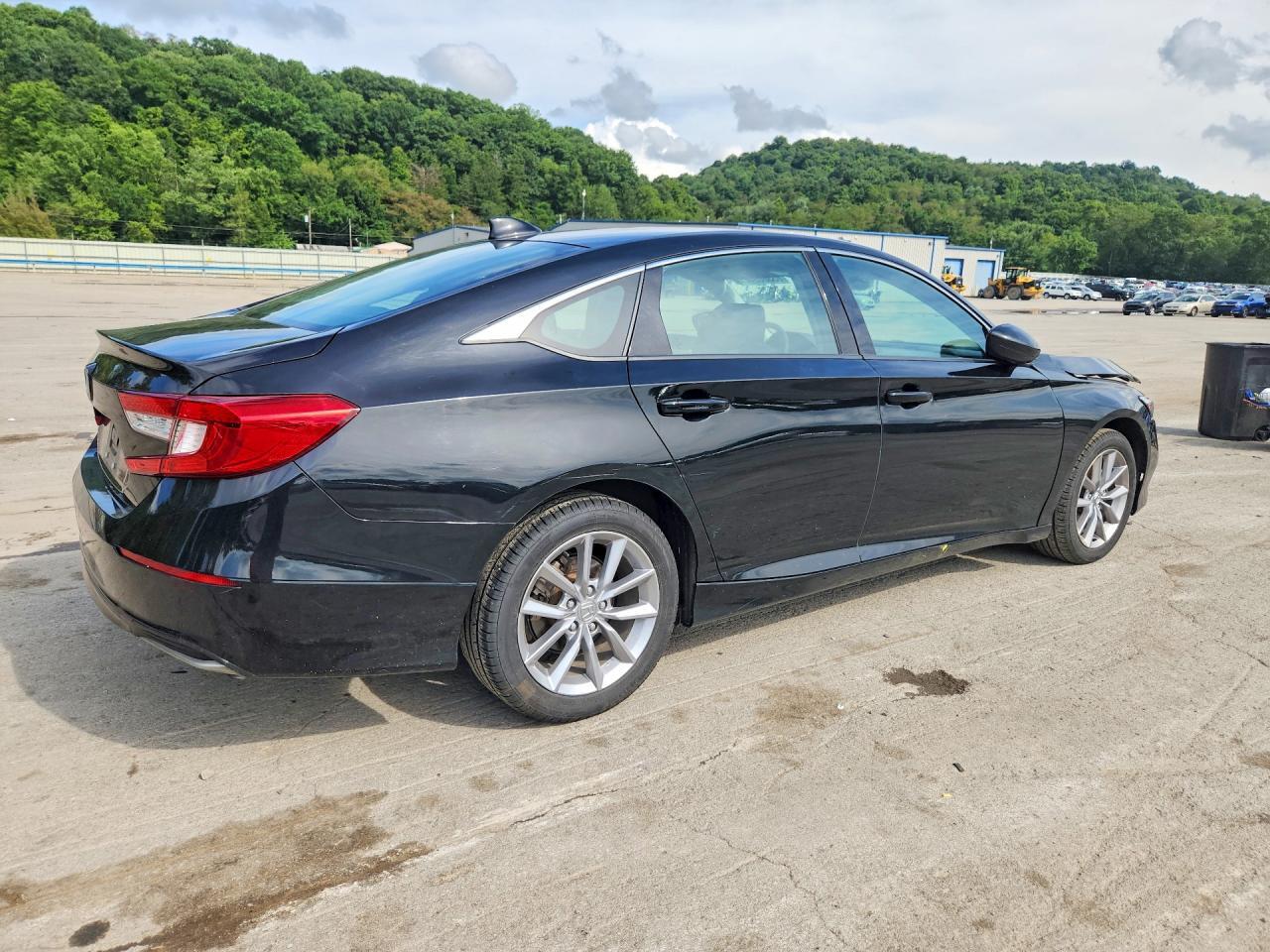 2022 HONDA ACCORD LX — Фото 3 из 13